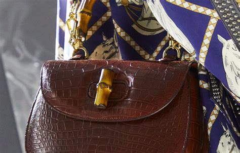 Take a closer look at the details from the Exquisite Gucci fashion 